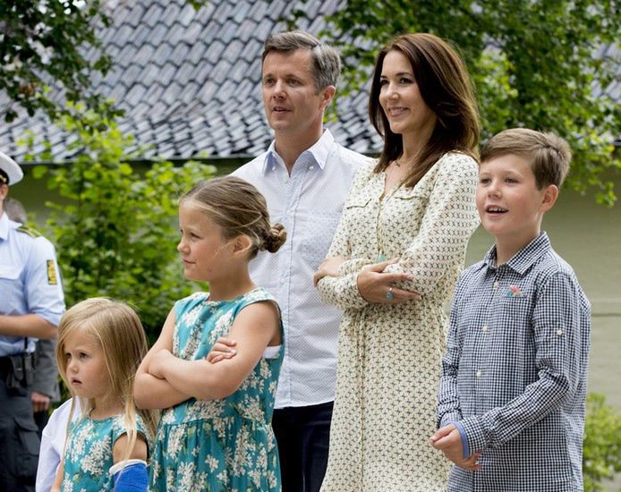 Książę Danii uratowany przed utonięciem!