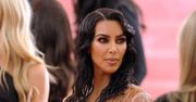 Kim Kardashian West poświęciła wiele dla urody. W tej stylizacji nie mogła iść do łazienki