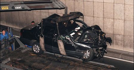 Nowe fakty w sprawie śmierci księżnej Diany. Jej auto było powypadkowe