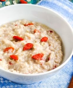 "Owsianka instant" - dobry pomysł na szybkie i zdrowe śniadanie?
