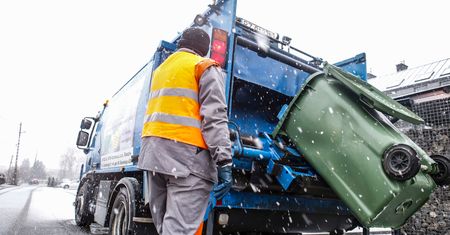Poznań. Znaleziono zwłoki mężczyzny w śmieciarce