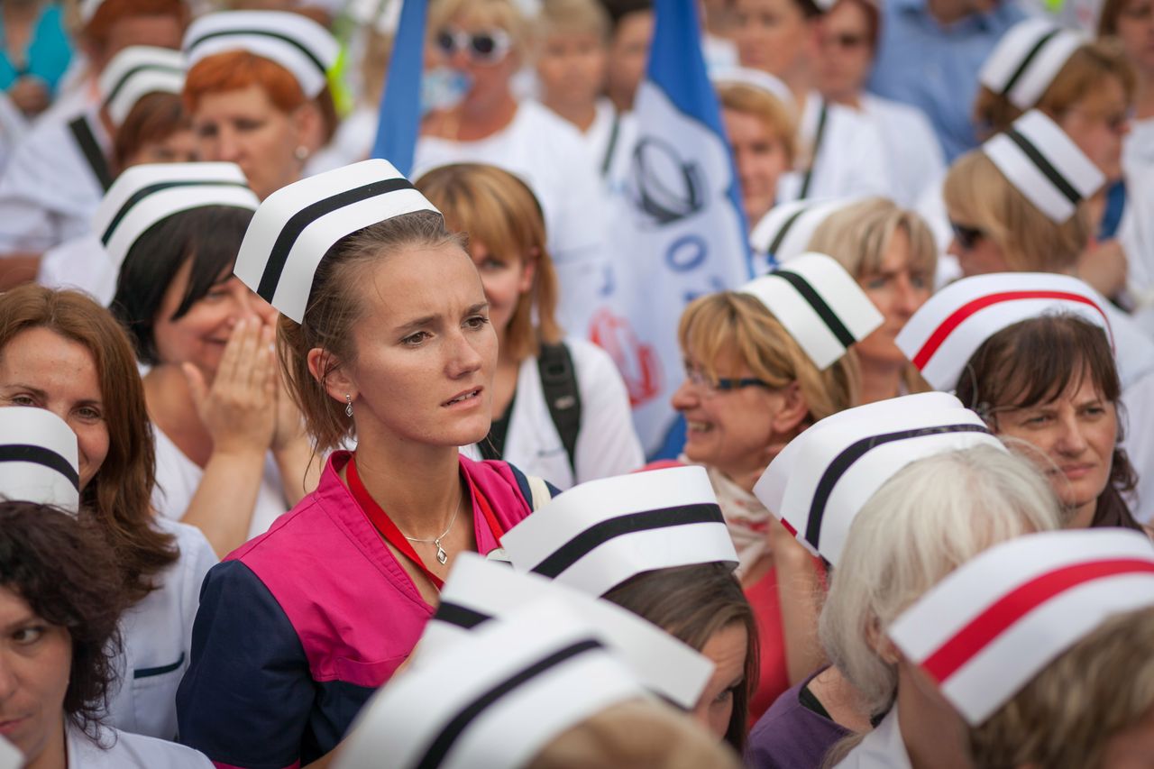 Nie są w stanie donosić ciąży. Pielęgniarki są przemęczone, wyzywane, obrażane