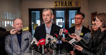 Strajk nauczycieli 2019 odroczony, ale nie na długo