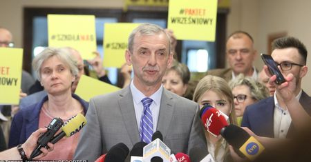 Nauczyciele wrócili do pracy. ZNP rekomenduje strajk włoski