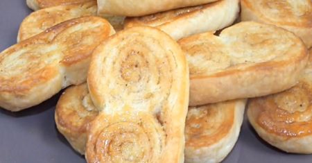 Prosty przepis na chrupiące ciasteczka. Potrzebujesz tylko dwóch składników