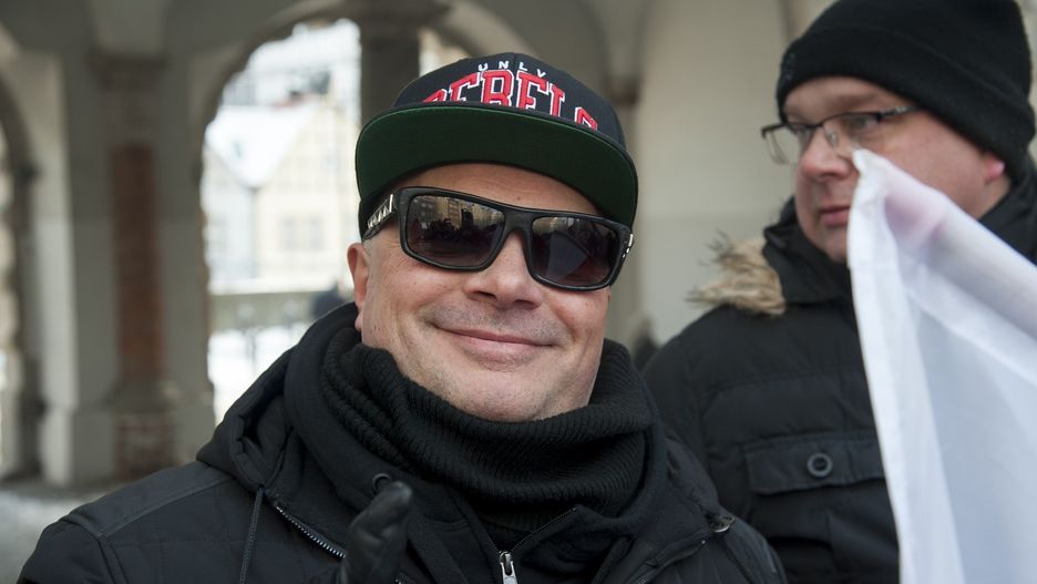 Muzyk i założyciel zespołu Big Cyc znany jest ze swoich niekonwencjonalnych zachowań i wypowiedzi