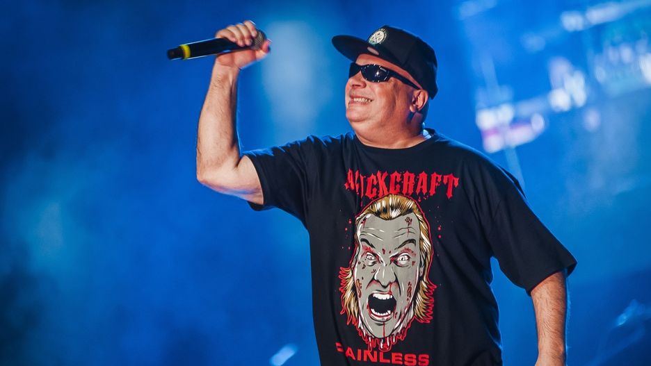 Krzysztof Skiba: wesoły anarchista 