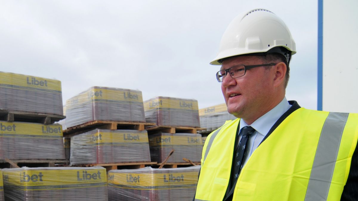 Thomas Lehmann stoi na czele Libetu.