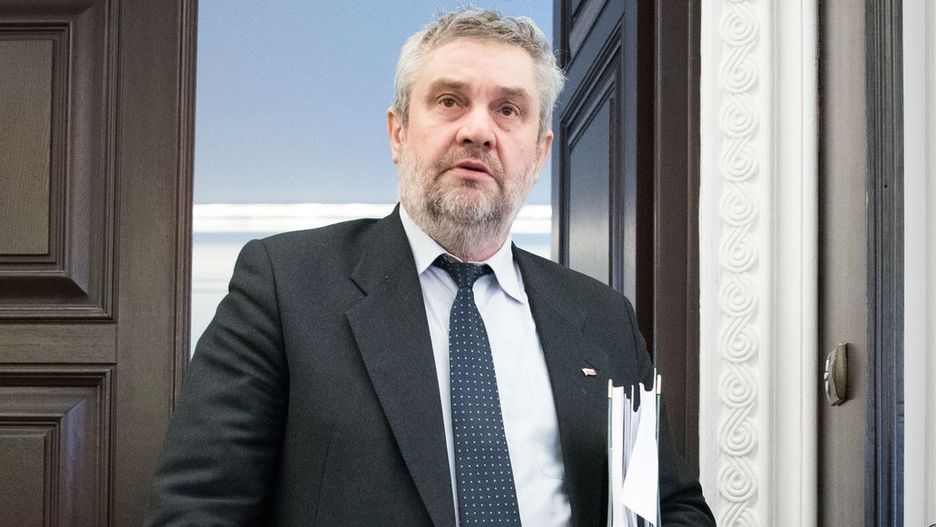 264 mln zł rozdał na premie, trzynastki i nagrody