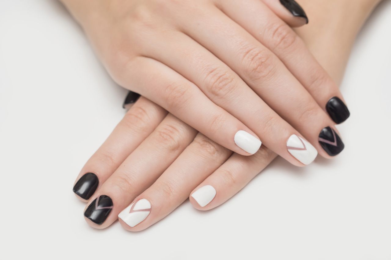 Czy hybrydy szkodzą? Wpływ manicure hybrydowego na zdrowie