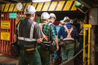 Rekordowe wynagrodzenia. Ekonomiści: zaburzone przez premie w górnictwie