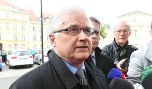 Włodzimierz Cimoszewicz potrącił kobietę. Do szpitala zawiózł ją znajomy byłego premiera. Nowe wątki