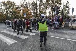 Wszystkich Świętych, czyli policyjna akcja "Znicz" 2019" na drogach Warszawy i całej Polski