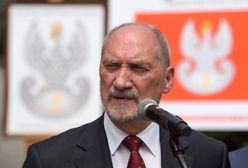 Pytanie o Dudę w programie na żywo. Macierewicz nie miał wyjścia, musiał odpowiedzieć