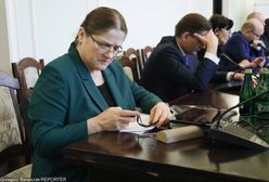 Posłanki PiS uczą się Twittera. Anna Sobecka instruuje Krystynę Pawłowicz