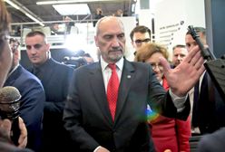 Macierewicz o Putinie: przywódca kraju odpowiedzialnego za ludobójstwo i tragedię smoleńską