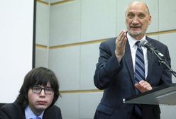 PFN opłacał podróże Edmunda Jannigera. B. współpracownik Antoniego Macierewicza znów na świeczniku