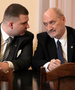 MON dementuje doniesienia medialne. Chodzi o relacje Antoniego Macierewicza z firmą Bartłomieja Misiewicza