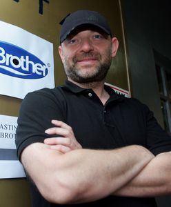 "Big Brother": Jarosław Ostaszkiewicz był głosem Wielkiego Brata. Co dziś robi?