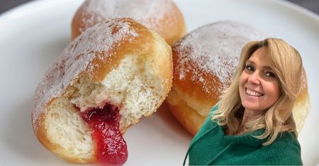 Wyjątkowe pączki od Ewy Wachowicz. Przygotowuje je zupełnie inaczej niż tradycyjne