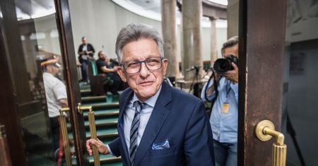 Stanisław Piotrowicz za innego posła? Mieszkańcy Krosna są oburzeni