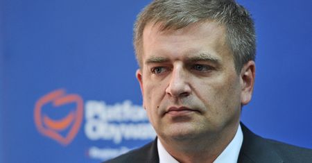 Bartosz Arłukowicz ogłosił akcję. "Dowieziemy na wybory"