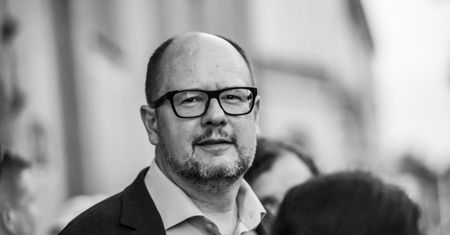 Szczecińscy radni uhonorowali Pawła Adamowicza. Został patronem placu