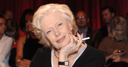 Beata Tyszkiewicz pali papierosy po zawale
