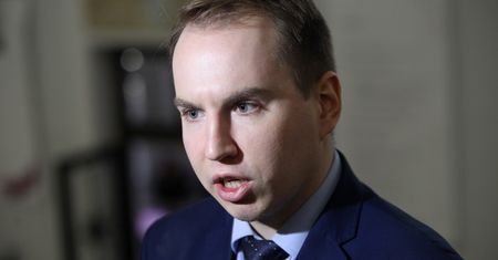 Służby nie zrobiły "wirówki" Andruszkiewiczowi. Przeoczenie czy celowy zabieg?