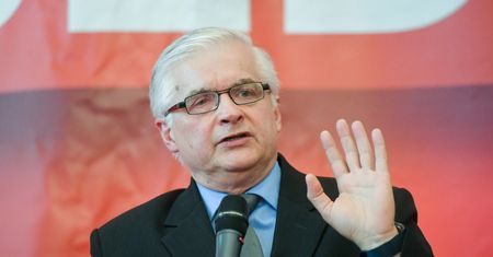 Włodzimierz Cimoszewicz o Robercie Biedroniu: "nie ma wystarczających kwalifikacji, by być prezydentem"