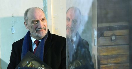Skripal otruty, a Macierewicz pyta o wrak. Czy kiedyś przestanie?