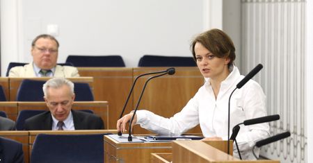 "Duży koalicjant przychylił się do argumentów". Emilewicz tłumaczy, jak było limitem ZUS