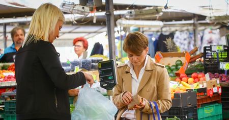 Ceny warzyw w rok wzrosły o 35 procent. Żywność winduje inflację