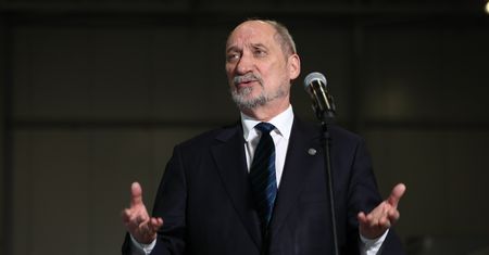 Antoni Macierewicz porównuje katastrofy Mig-29 oraz Tu-154M. "Wieża była sprawna"