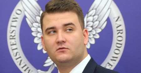 Tylko w WP. Wiemy, ile Misiewicz przelewał na  konto PiS