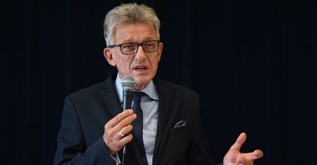 Kolejny sędzia pozwie Stanisława Piotrowicza. Za słowa o "złodziejach"