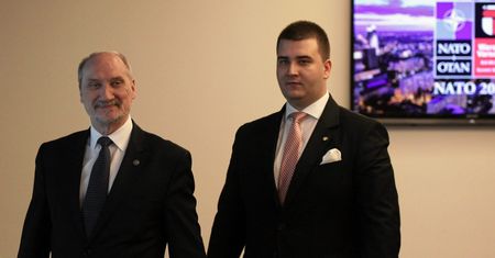 Co o sprawie Misiewicza sądzą Polacy? Sondaż dla Wirtualnej Polski