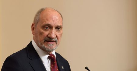 Konflikt na linii Antoni Macierewicz-Andrzej Duda? Tłumaczenia szefa MON
