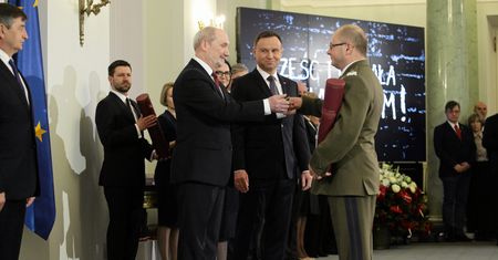 Los gen. Kraszewskiego w rękach Mariusza Kamińskiego