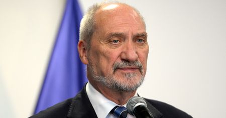 PO oskarża Macierewicza i chce wyjaśnień od premier. Gorąca dyskusja w Sejmie wokół książki Piątka