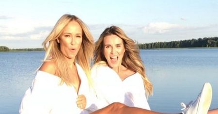 Hanna Lis i Joanna Przetakiewicz pokazały zabójczo zgrabne nogi. Co za sesja!