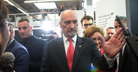 Gen. Piotr Pytel zatrzymany przez Żandarmerię Wojskową. Jest komentarz Macierewicza
