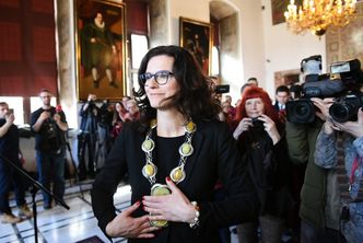 Reprezentacyjny łańcuch Dulkiewicz. Radny PiS przyczepił się do ceny