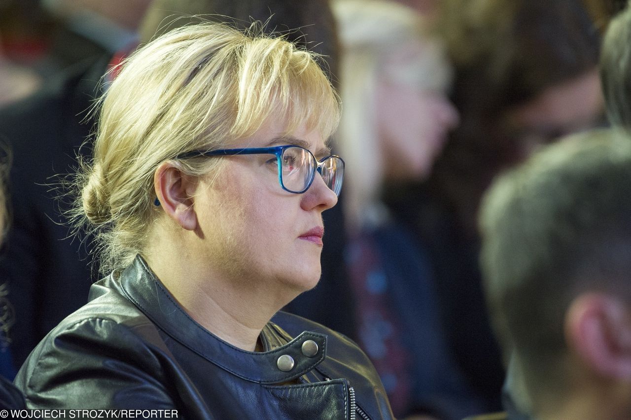 Zbiórka na stadninę koni. Magdalena Adamowicz ostrzega przed oszustami