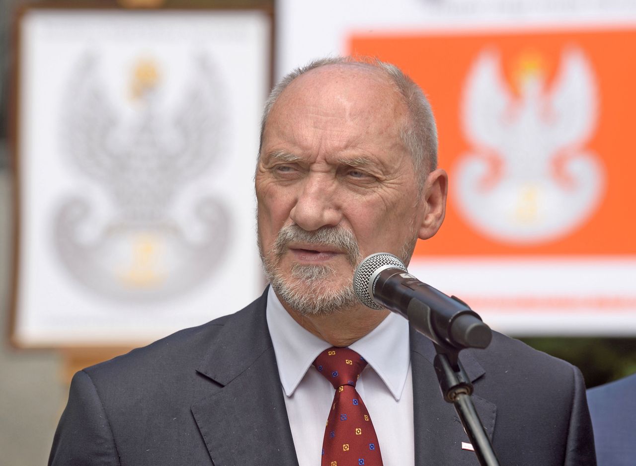 Koronawirus w Polsce. Antoni Macierewicz: dziękuję wszystkim za walkę z epidemią