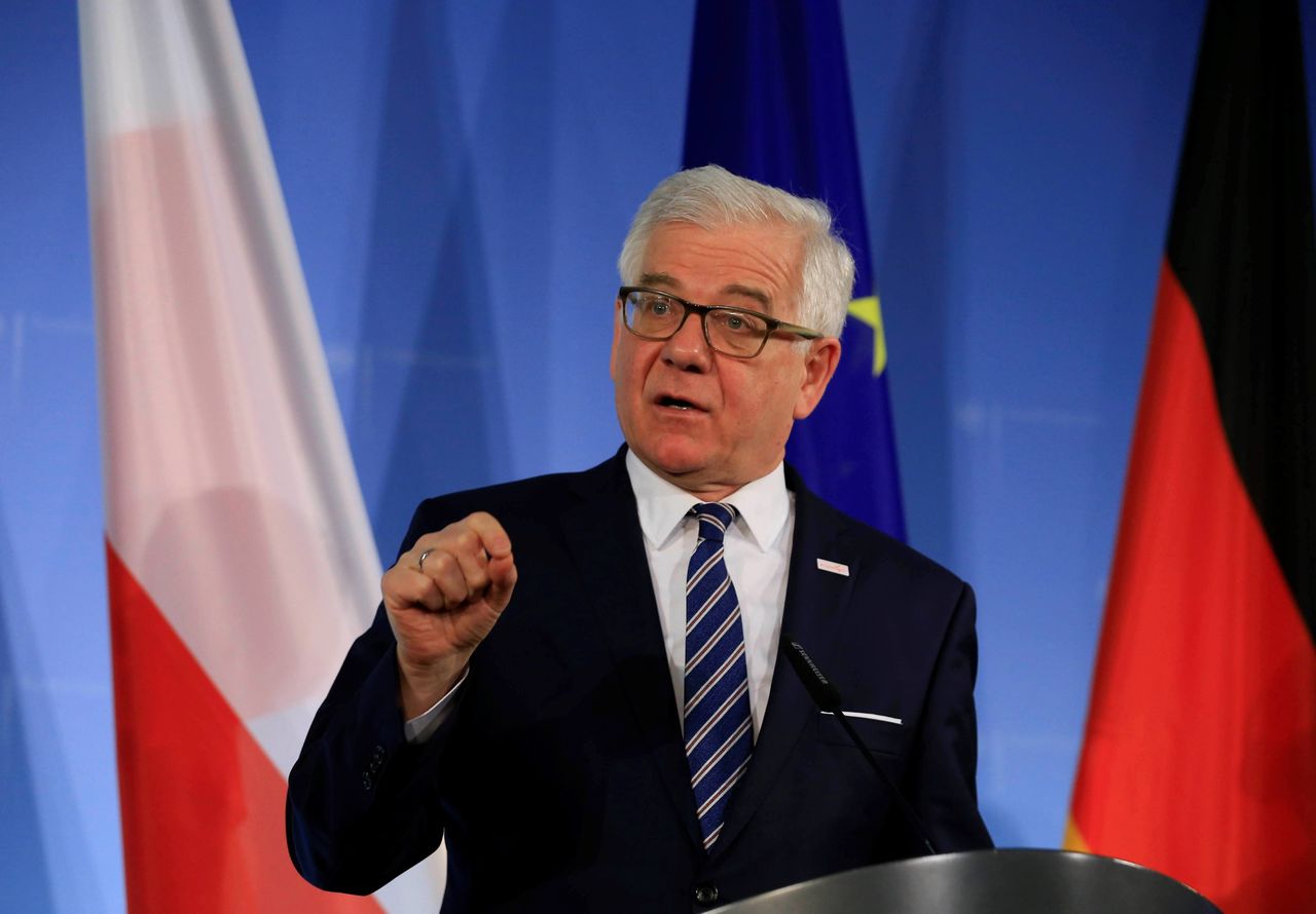 Czaputowicz o Francji: "chory człowiek Europy". Polska to "jasny punkt"