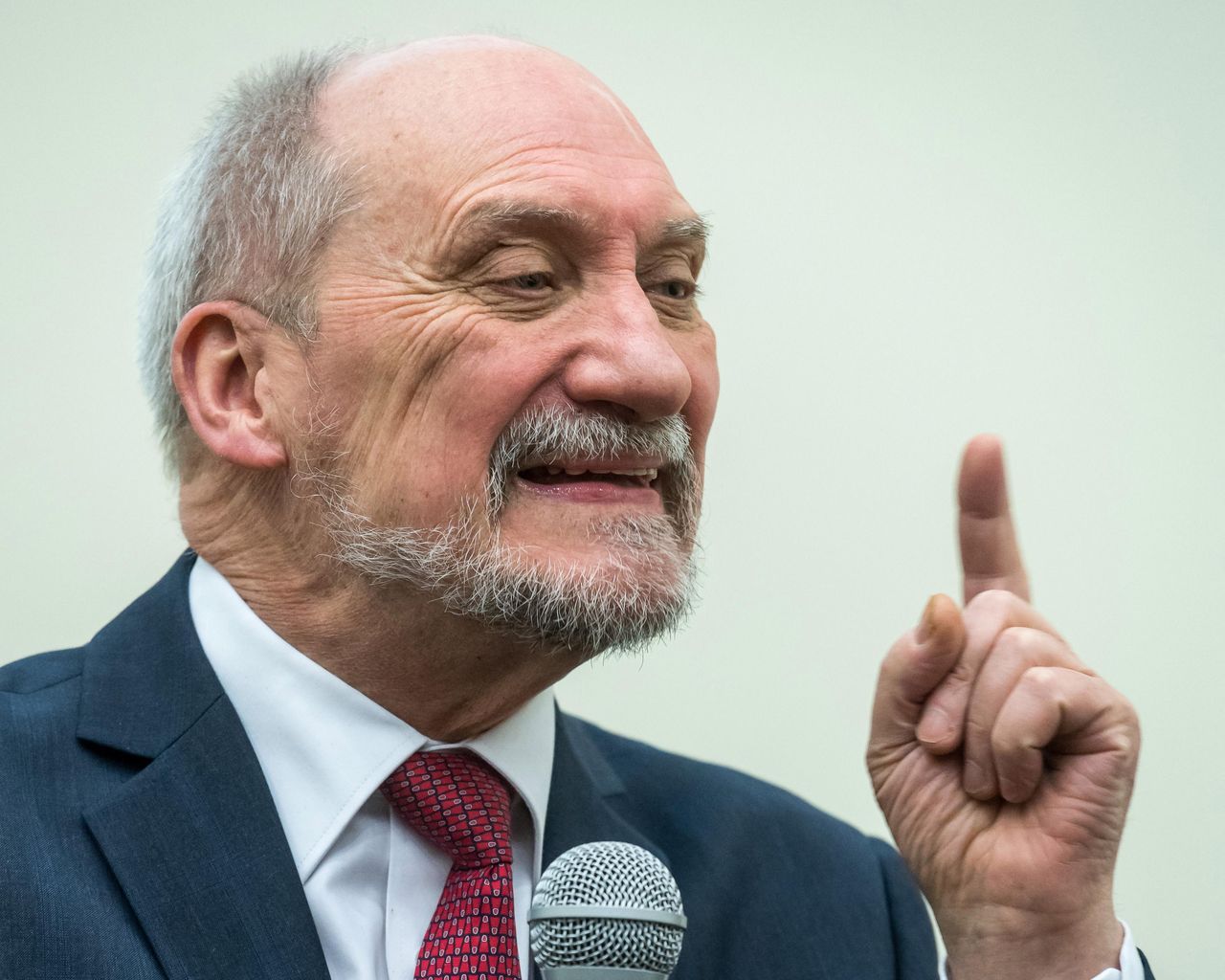 Antoni Macierewicz odszedł z MON 9 stycznia. Zdążył jeszcze rozdać nagrody w 2018 roku