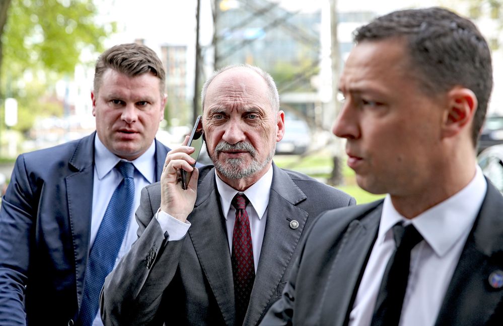 Antoni Macierewicz ostro odpowiada Tomaszowi Siemoniakowi