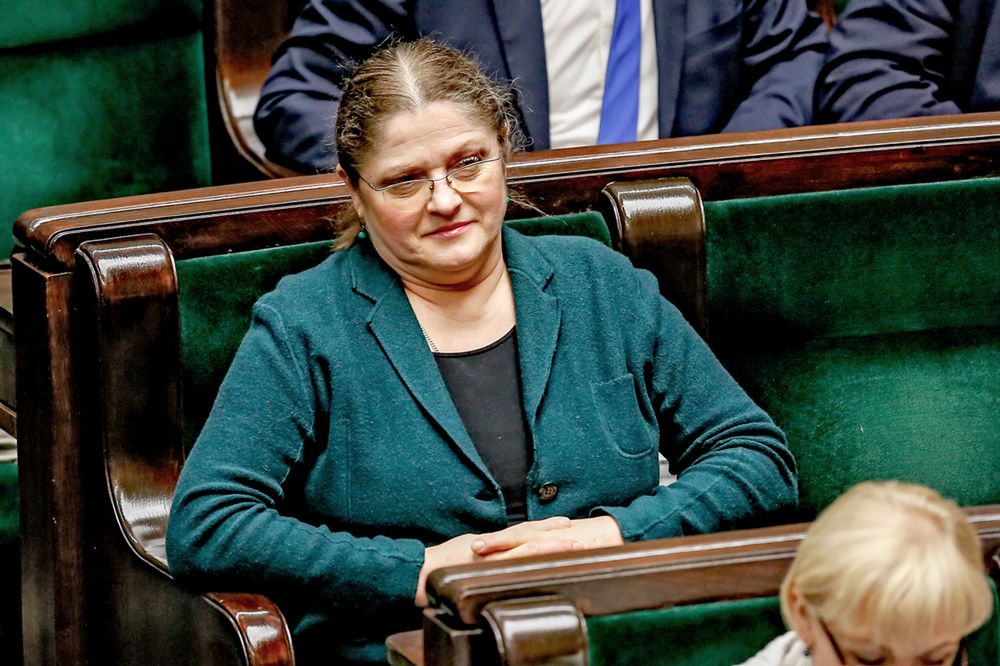 Krystyna Pawłowicz wysyła sędziów SN "na emeryturę". A sama wciąż pracuje