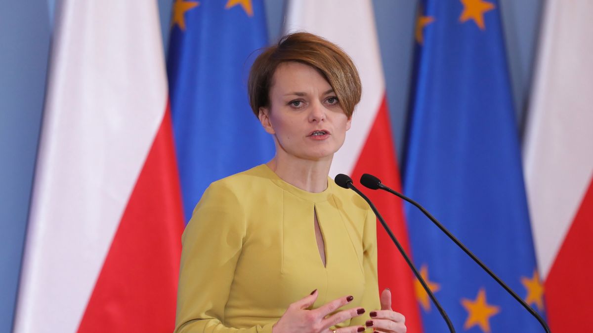 Resort kierowany przez Jadwigę Emilewicz przedstawia szereg zmian, które mają usprawnić program Mieszkanie+.